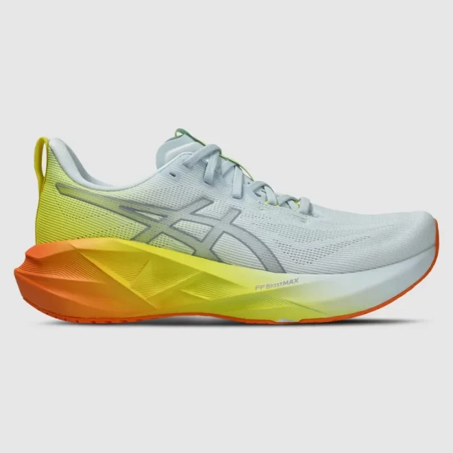 Asics // Novablast 5 / M / Sky / Lemon Spark
