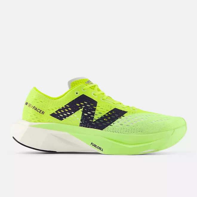 New Balance // FuelCell SuperComp Pacer v2 / W / Alkaline Green