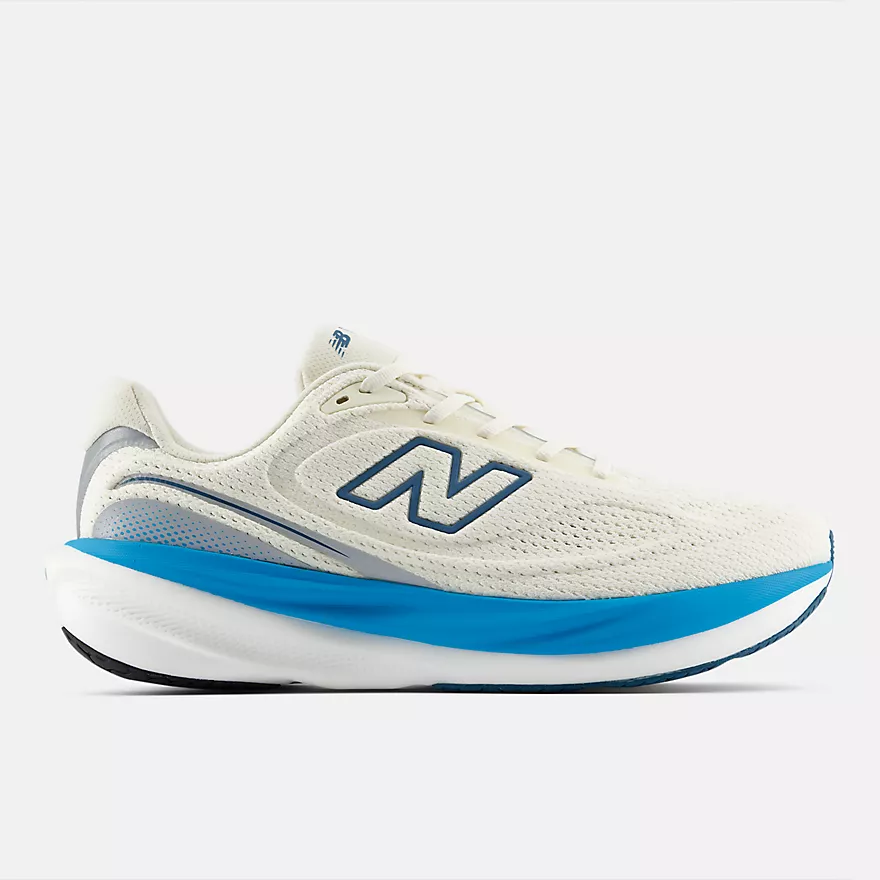 New Balance // 1080 v15 Infinion / M / Angora / Afterglow 10808E0