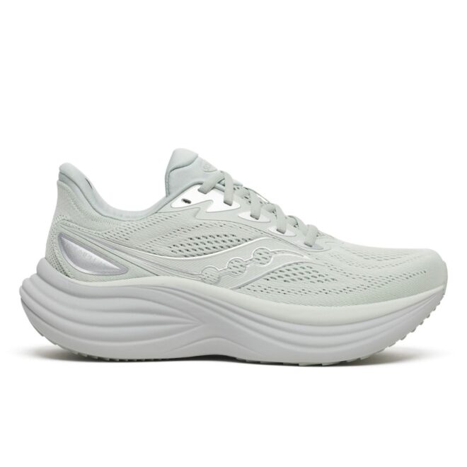 Saucony // Triumph 24 / W / Cast