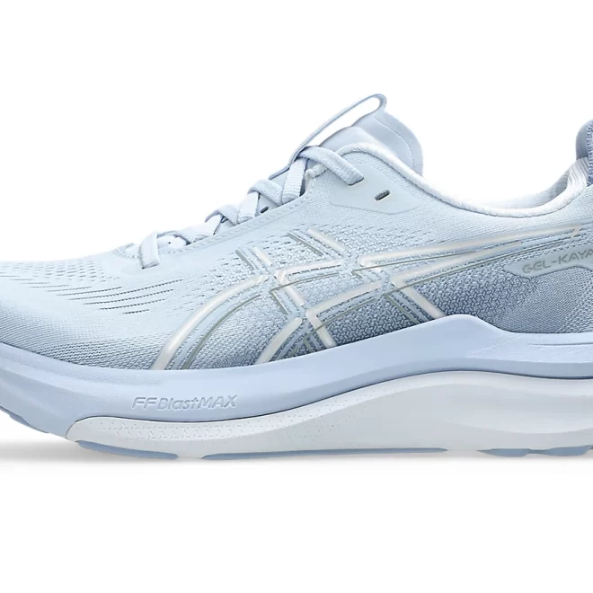 Asics // Gel-Kayano 33 / W / Solid Air / Soft Sky