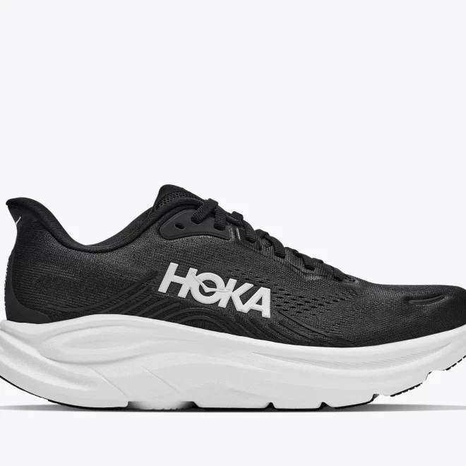 Hoka // Clifton 11 / W / Black / White